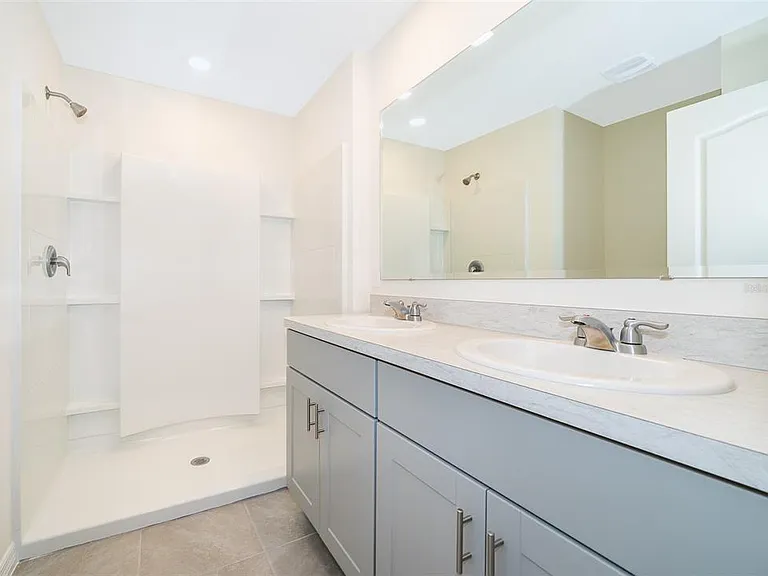 1815 Red Canyon Dr — Photo 19