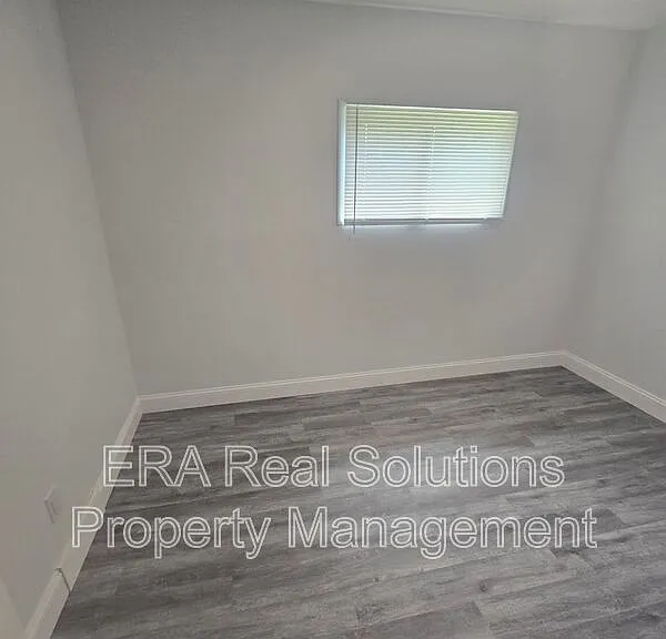 1265 Elderwood Ave — Photo 18