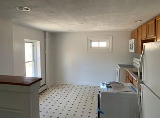 1 N Franklin St #3, Athens, NY 12015