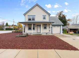 301 N Church St, Phoenix, OR 97535