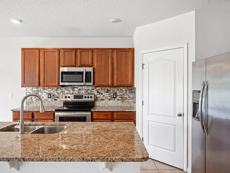 2062 Blue Highlands Dr — Photo 4