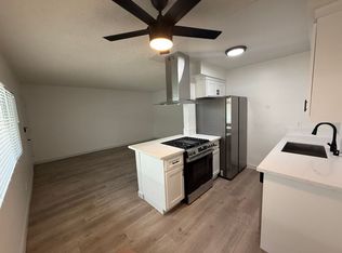 1135 Martin Luther King Jr Ave APT 13, Long Beach, CA 90813