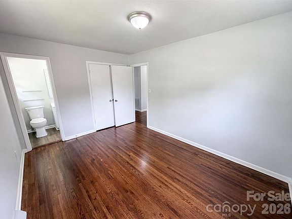 4th image of 2039 Artwood Ln