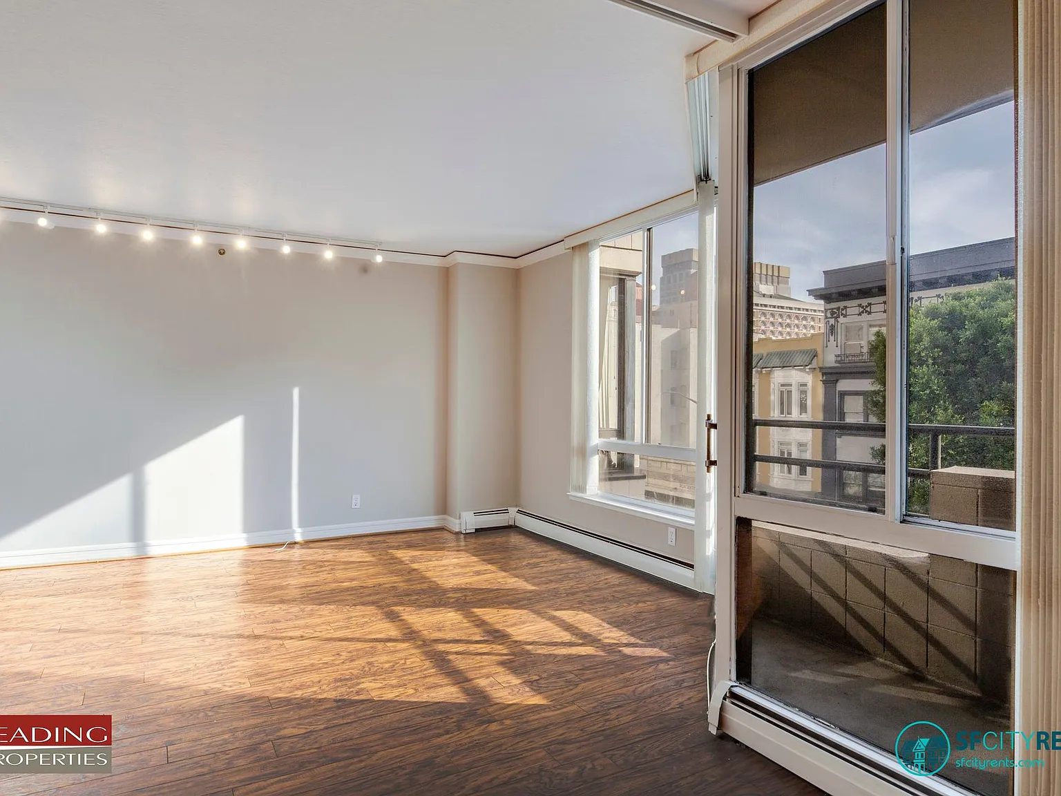 Nob Hill: 1 Bed 2 Bath Condo @ La Galleria w/ Parking, Free Fiber Internet, Gym & Pool — Photo 4