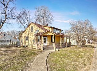 1301 N Charles St, Belleville, IL