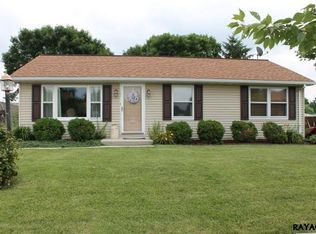 87 Elk Dr, Hanover, PA 17331