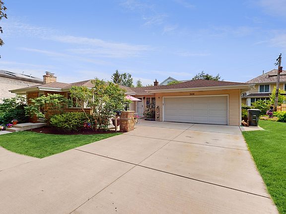 3rd image of 3106 Bellwood Ln