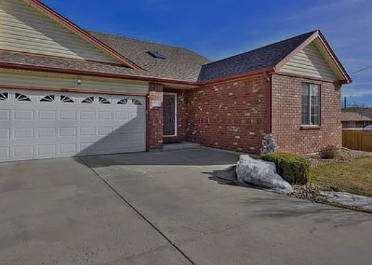 2nd image of 1710 Grove Ct