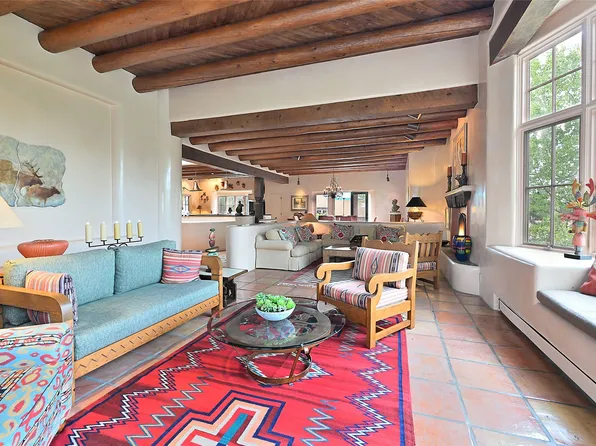 1275 Canyon Rd, Santa Fe, NM 87501
