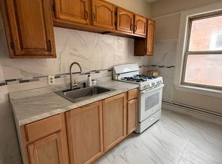 8911 146th St FLOOR 2, Jamaica, NY 11435