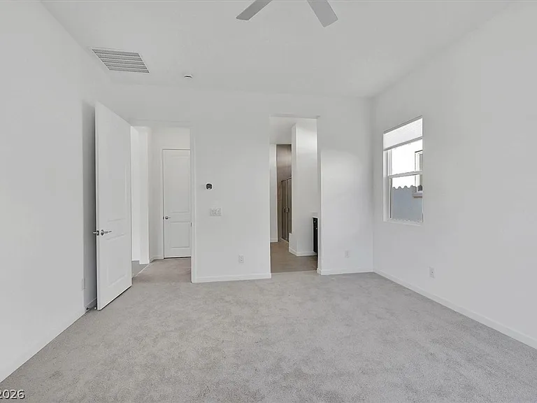 73 Atrani Bay Ct — Photo 11