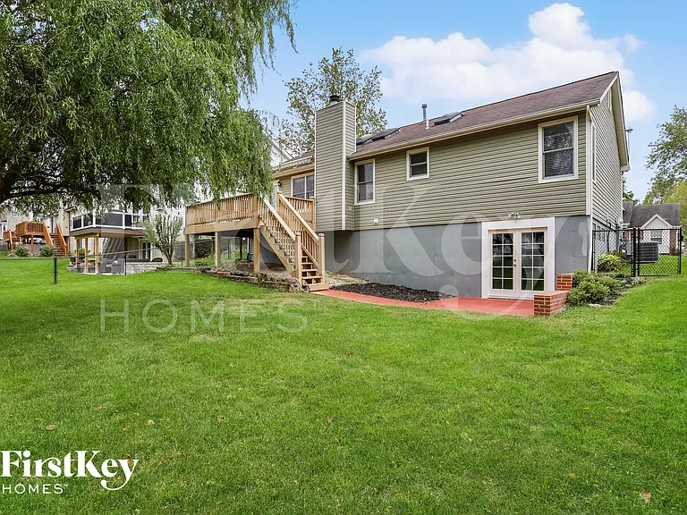 515 Misty Moss Ln — Photo 14