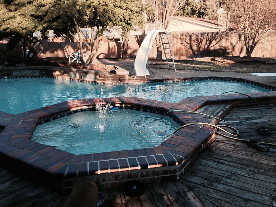 2nd image of 1439 Wind Cave Cir