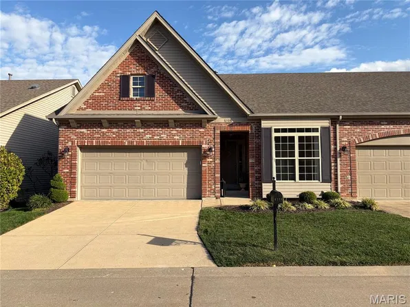 6108 Ivy Run Ct, Saint Louis, MO 63128