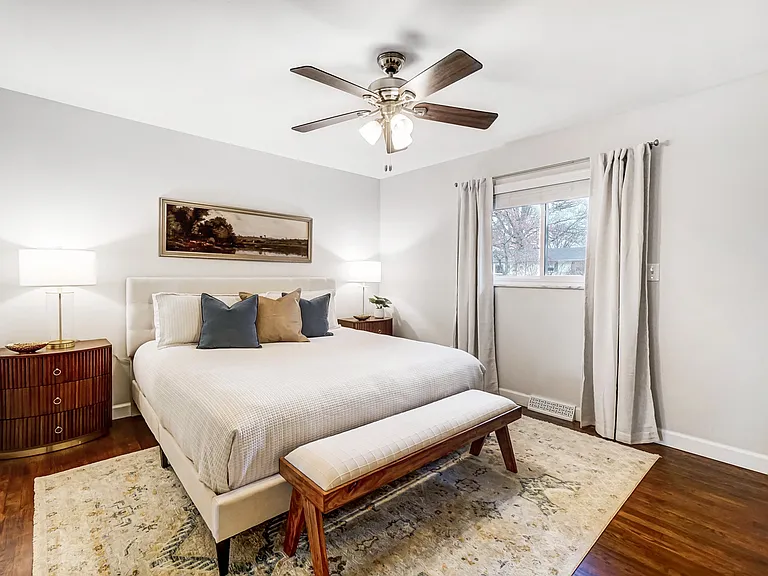 3592 Delamere Ave — Photo 6