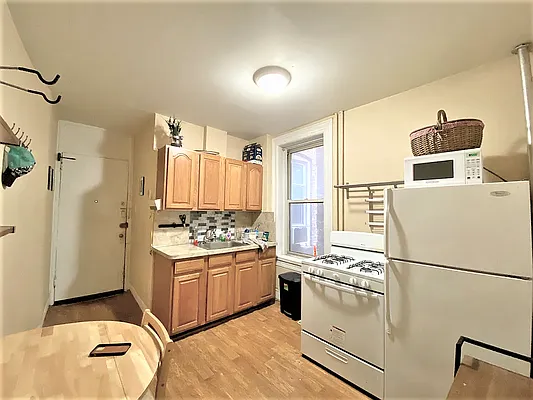 Rented by Ideal Properties Group | media 2