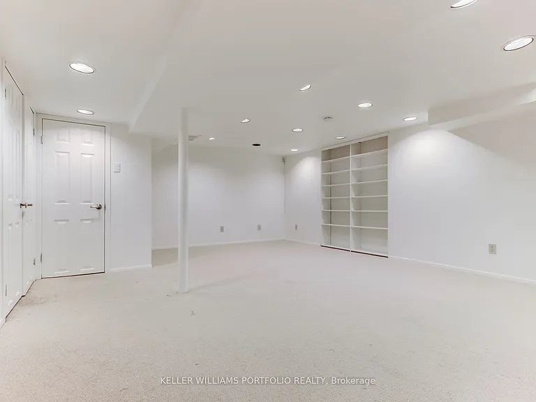 213 Erskine Ave — Photo 20