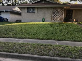 226 Nocturne Dr, San Antonio, TX 78216