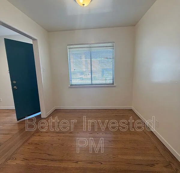 2400 39th Ave #3 — Photo 8