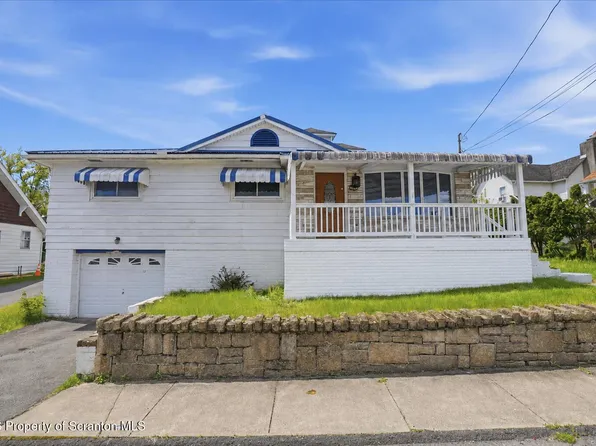 103 E Hospital St, Taylor, PA 18517