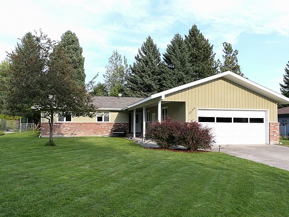 3rd image of 3936 Heritage Way