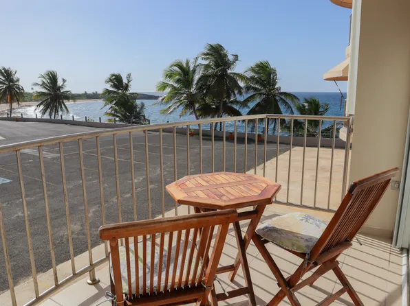 90 Calle Moncho Dm APT 111, Manati, PR 00674