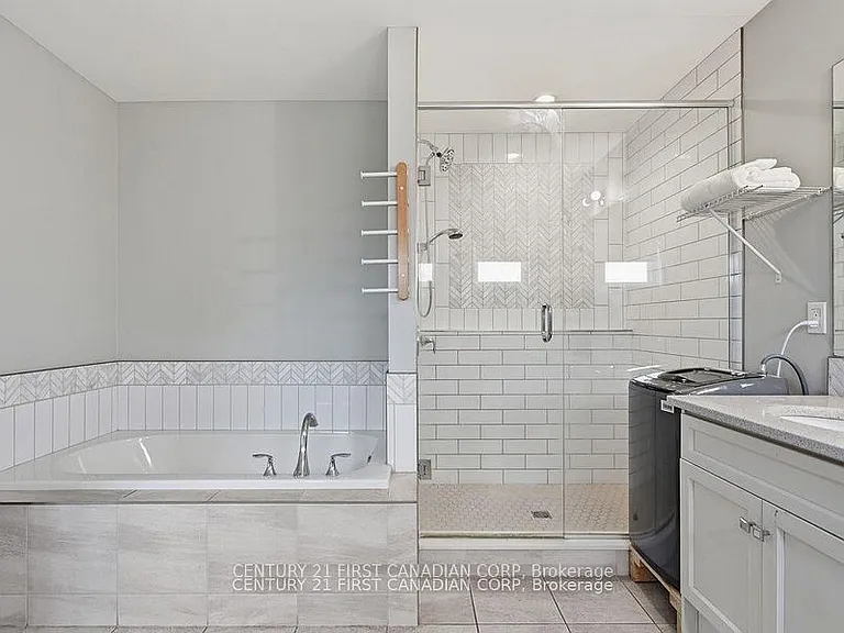464 Jessica Way — Photo 30