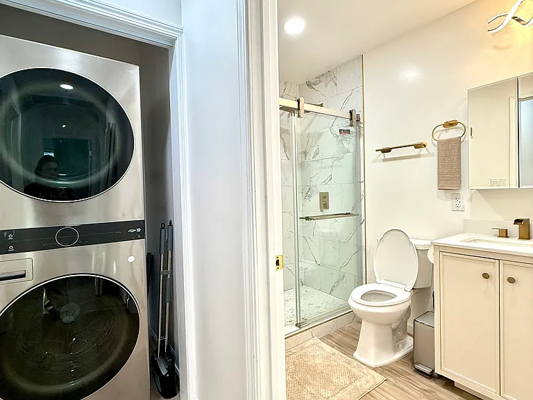 3229 S Sherbourne Dr — Photo 67