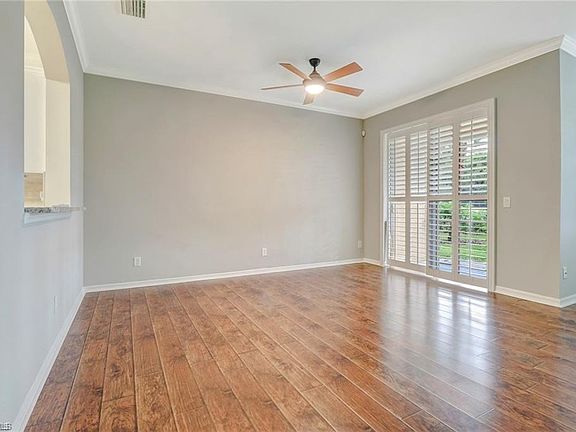 4th image of 9801 Foxhall Way Unit 4