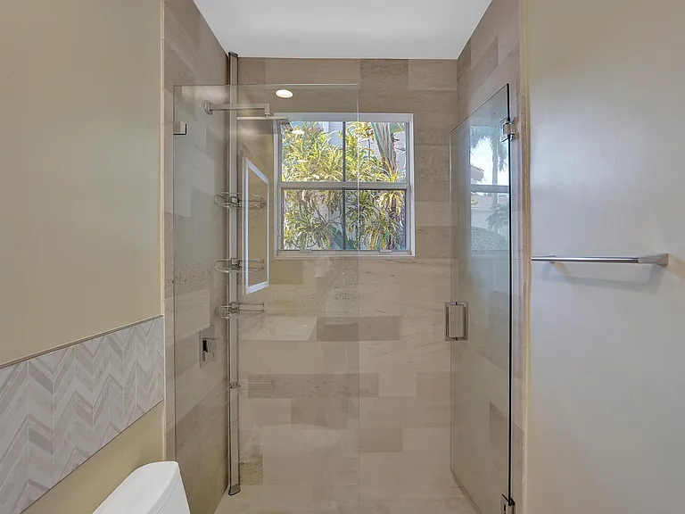 1529 Shoreline Way — Photo 12
