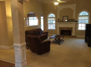 8 Dunnyveg Rd, Richmond Hill, GA 31324