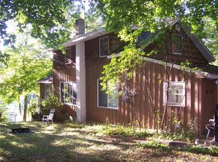 8123 Robin Rd, Wolcott, NY 14590