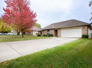 3624 W Kingsley St, Springfield, MO 65807