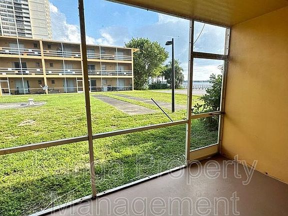 4th image of 5400 N Flagler Dr #B05