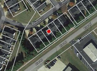 204 Rockbrook Ct, Greer, SC 29650