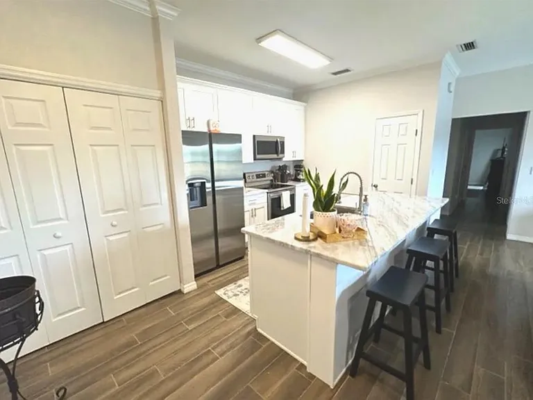 306 Eagle Pond Dr — Photo 5