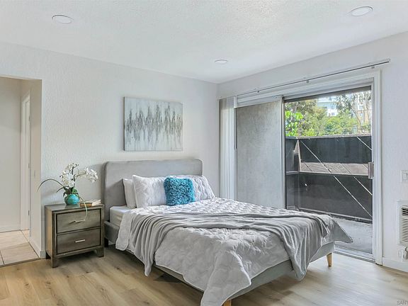 5th image of 7932 Mission Center Ct Unit D