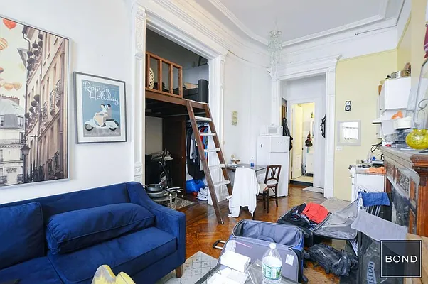 Rented by Bond New York | media 19