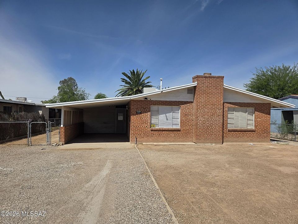 1st image of 2661 N Winstel Blvd