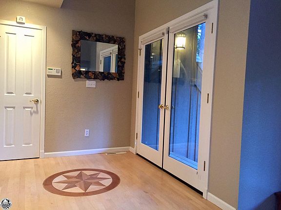 2nd image of 27041 Summerhill Dr