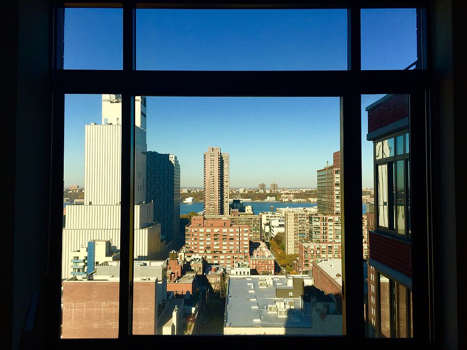1st image of 400 W 55th St Ph A