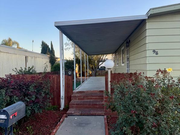2301 S Divisadero Street UNIT 98, Visalia, CA 93277