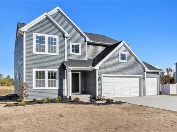 5104 McLin Dr, Kalamazoo, MI 49009