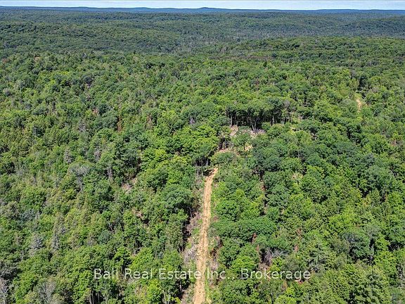 4th image of 691 Bush Rd