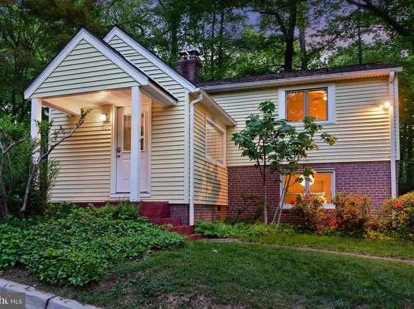 925 Sligo Creek Pkwy, Takoma Park, MD 20912