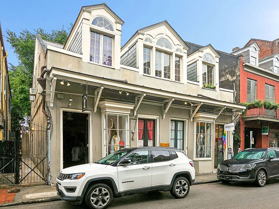 1st image of 925-927 Royal St #203-8