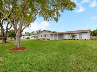 3606 NW 84th Ter, Coral Springs, FL 33065