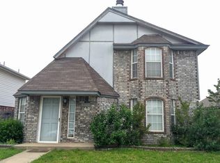 2133 Parkview Dr, Moore, OK 73170