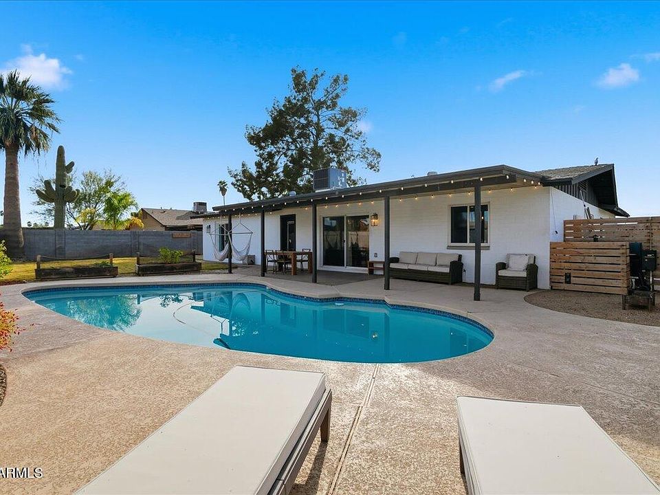 1st image of 4705 S COUNTRY CLUB Way