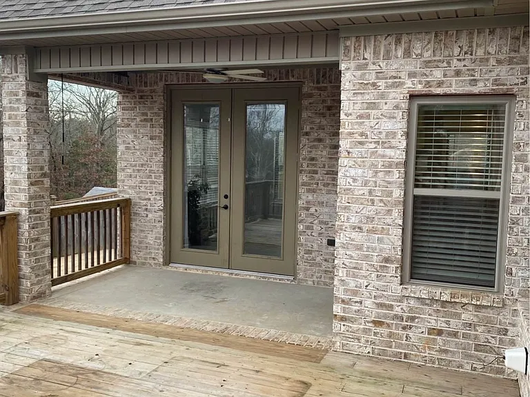 1016 Sussix Loop — Photo 9